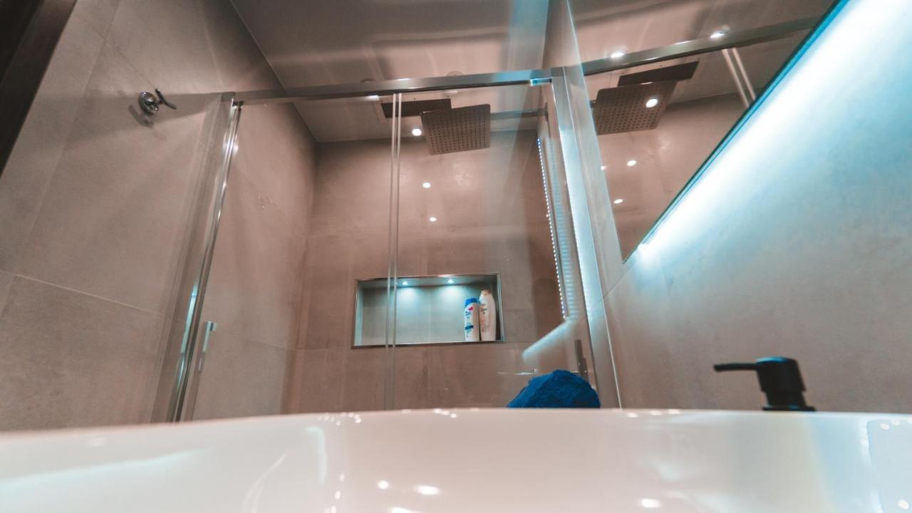 Ideal Location, Stylish 1Br Apartment With Free Parking สลีมา ภายนอก รูปภาพ