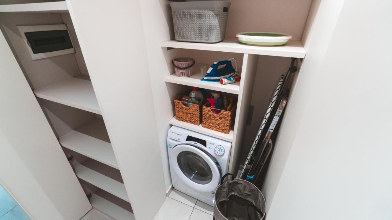 Ideal Location, Stylish 1Br Apartment With Free Parking สลีมา ภายนอก รูปภาพ